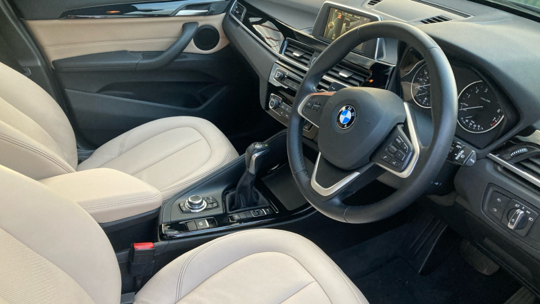 BMW X1 xDrive 20i xLine 5dr Step Auto Petrol Estate